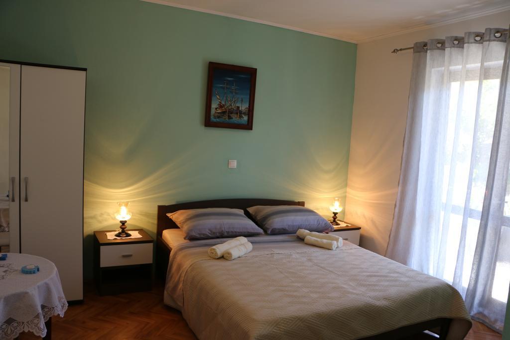 Apartments Milatic ييلسا المظهر الخارجي الصورة