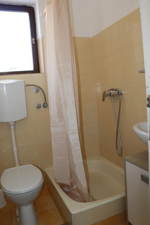 Apartments Milatic ييلسا المظهر الخارجي الصورة